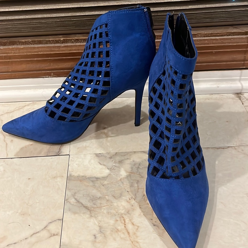 Fashion shoes